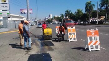 Programa Bacheo de Obras Públicas continúa labores de mantenimiento en el DN