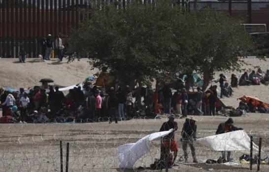 Deportaran más de 25,000 dominicanos que hicieron «la vuelta por México»