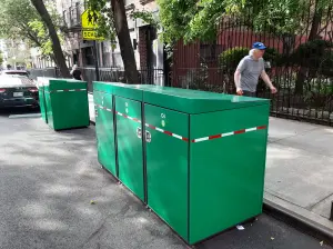 Encuentran mujer muerta entre la basura  en Nueva York