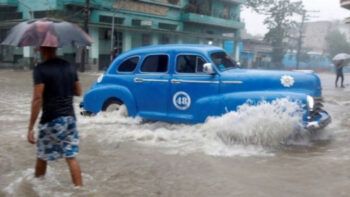 Seis muertos por un intenso temporal de lluvia en Cuba