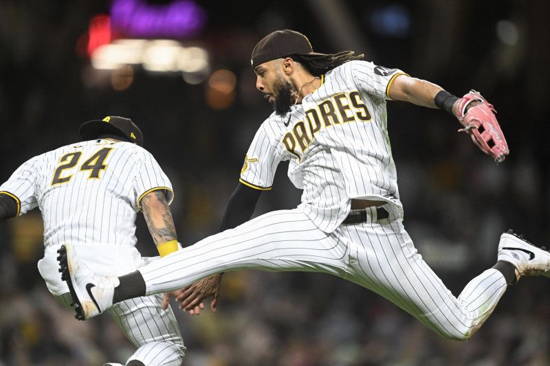 Tatis Jr., Machado, Soto y Cruz montaron fiesta de tablazos