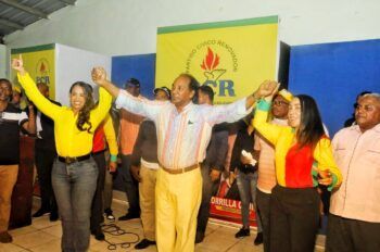 Zorrilla Ozuna proclama a Betty Gerónimo como candidata a alcaldesa del PCR en Santo Domingo Norte
