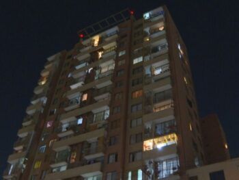 Muere niño tras caer de un edificio de 14 pisos