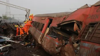 275 muertos y más de 1.000 heridos tras accidente ferroviario en India
