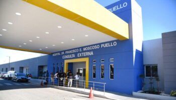 Médicos del Hospital Moscoso Puello llaman a paro laboral desde el lunes hasta jueves