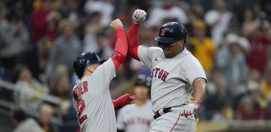 Medias Rojas y Rays jugarán juegos de entrenamiento en Santo Domingo en 2024