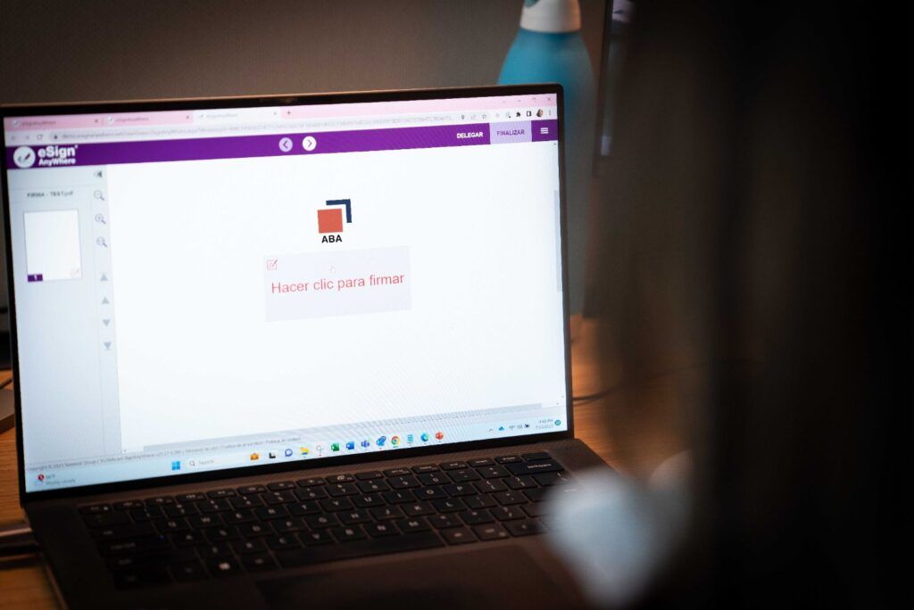 ABA anuncia proveerá servicios de firma digital; cuenta con validación nacional e internacionalCon este proyecto, la Asociación de Bancos ratificó la apuesta del sector bancario en la innovación y transformación digital, con el fin de mejorar la experiencia de los usuarios, eficientizar y agilizar los servicios y negocios, tanto en el sector financiero como en otras áreas productivas.