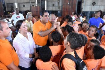 Alcalde Kelvin Cruz inaugura Olimpíadas Infantiles