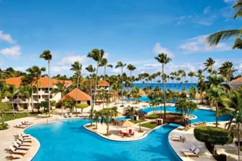 Dos hoteles dominicanos en la lista de los 9 mejores resorts todo incluido
