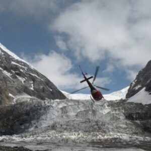 Cinco muertos al estrellarse un helicóptero cerca del Everest