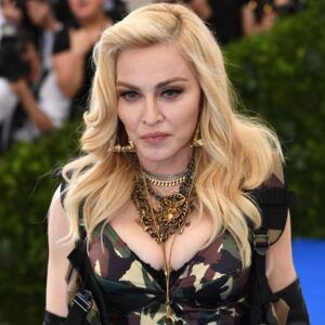 A Madonna le inyectaron una droga para ayudar a revivirla