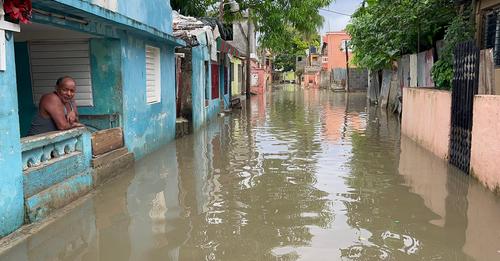 Viviendas siguen inundadas en Cancino Adentro