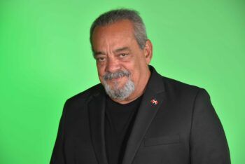 Alfonso Rodríguez  afirma no irá a barrios a “besar viejas babosas ni niños con moco” para buscar votos