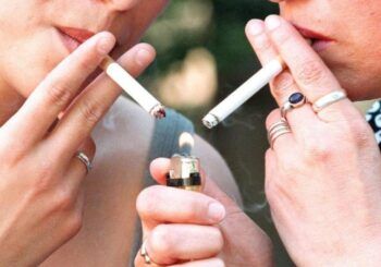 Mujer muere al prenderse fuego con un cigarro