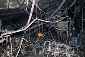 Suben a 114 los muertos por el incendio durante una boda en el norte de Irak