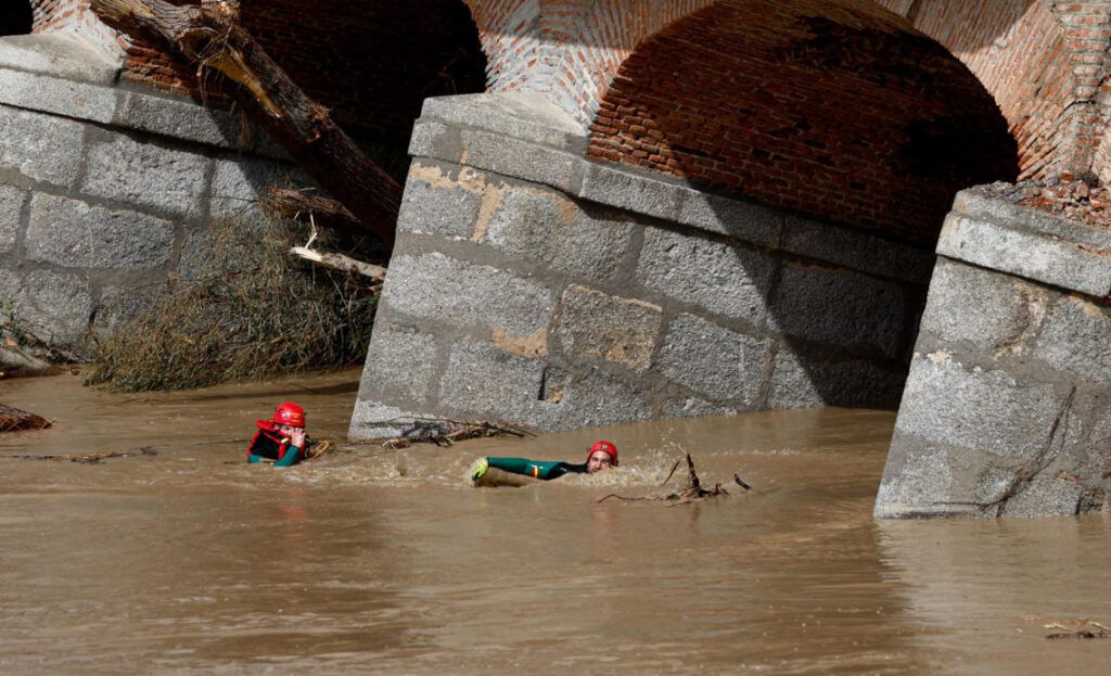 Dos muertos y dos desaparecidos en en España tras fuertes lluvias
