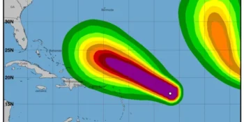 Lee se convierte en huracán categoría 5