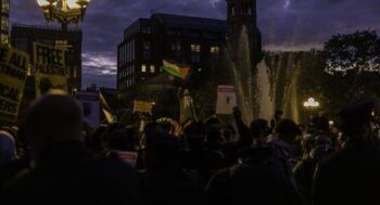 Manifestantes atacan embajadas de Israel y Estados Unidos en varias partes del mundo