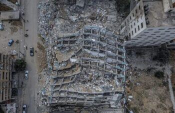 Incrementos de bombardeos en Gaza complica situación para población civil