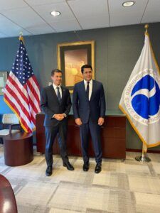 David Collado se reúne con secretario de transporte de los Estados Unidos