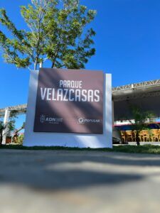 Abinader deja inaugurado parque Velazcasas en Miramar