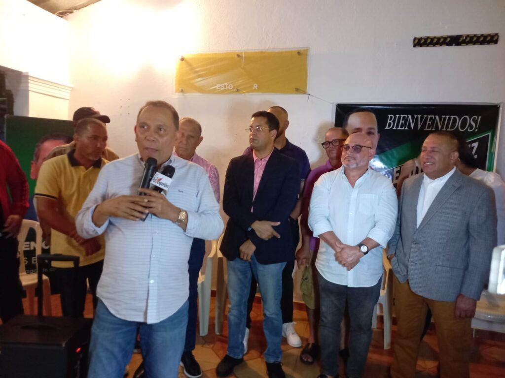 Radhamés Jiménez: “Gobierno mata de hambre al pueblo