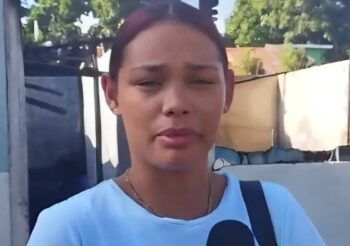 Una joven madre vio como las llamas consumían su hogar, por escasez de agua de los bomberos