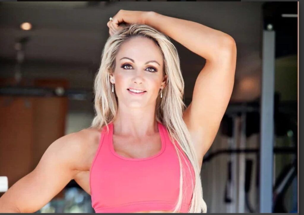 Muere influencer de fitness Raechelle Chase