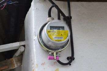 Continúan las quejas de ciudadanos por la alta factura eléctrica