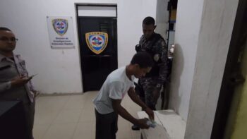 Policía apresa hombre que hirió a otro por 300 pesos