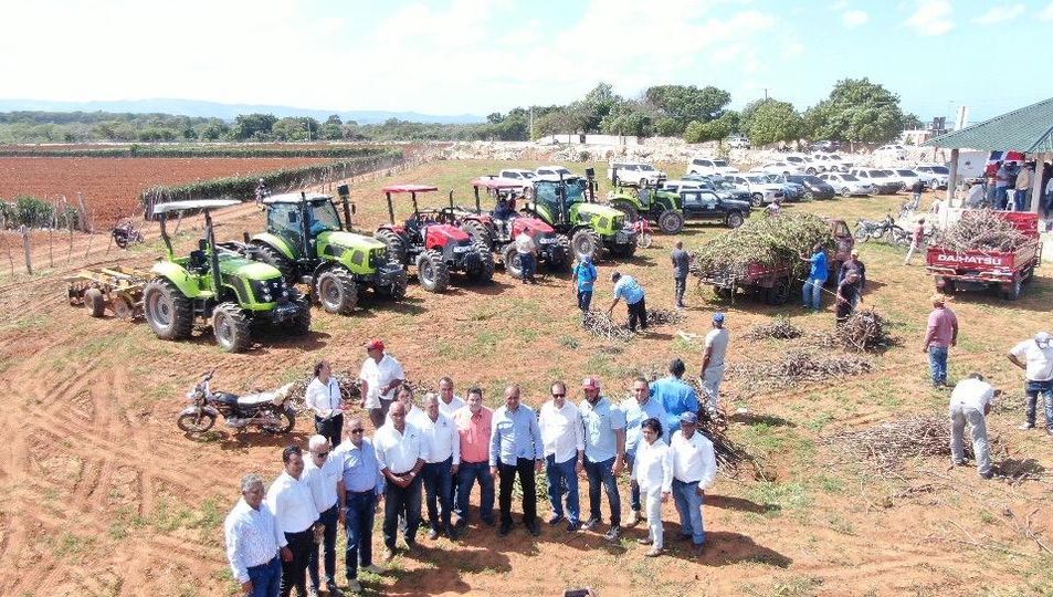 Agricultura prepara terrenos para cultivos de ciclo corto en Puerto Plata