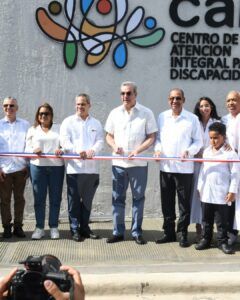 Abinader entrega obras en el Gran Santo Domingo