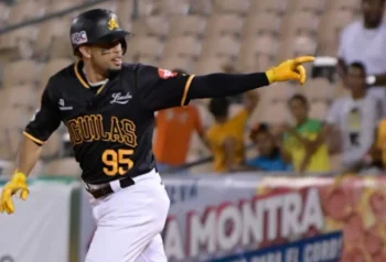 Por fin las Águilas ganan en Santiago