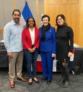 Embajadora Sonia Guzmán participa en Noche Internacional en Academia del FBI