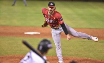 Águilas caen ante Escogido