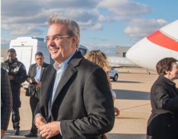 Abinader llegó a Washington para reunión con Joe Biden