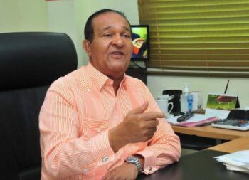 Antonio Marte dice “diciembre tiene que desaparecer” porque hay que dar demasiado