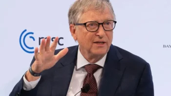 Bill Gate predice una jornada laboral de tres días