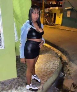 Banda delincuencial mata mujer en Los Mina