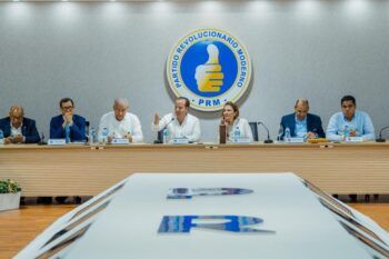 PRM a la oposición: “El pueblo dominicano sí tiene memoria” Confronta plan opositor para desacreditar al gobierno