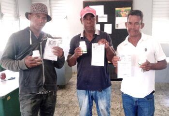 SAN JUAN: Agricultura distribuye  insecticida orgánico para eliminar  plagas en cultivos de habichuelas