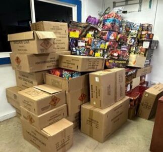 Policía Nacional, junto a Ministerio Público, desmantelan red de distribución ilegal de fuegos artificiales