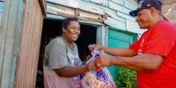 Gobierno anuncia distribución de raciones alimenticias casa por casa