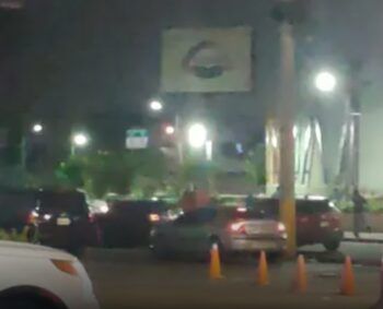 Policías matan a «Yoni La Pluma» y a “Peluca” frente a Sambil