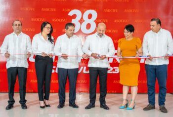 Inicia edición navideña de la Autoferia Asocivu 2023