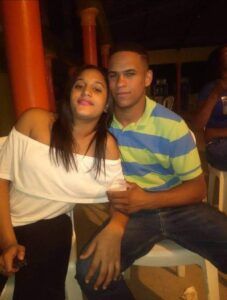 Hombre mata mujer en Santiago