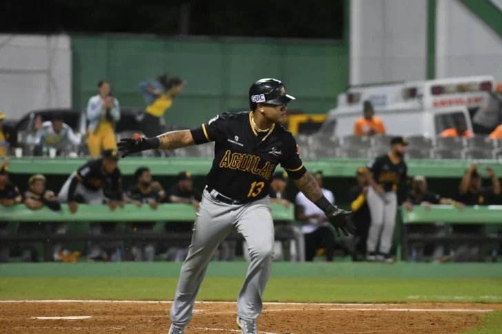 Las Águilas vencen a las Estrellas