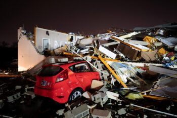 Tornados en Tennessee dejan al menos seis muertos