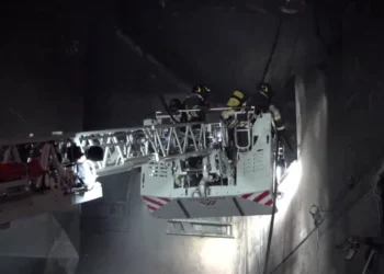 Tres muertos y 200 evacuados tras incendio en hospital de Roma