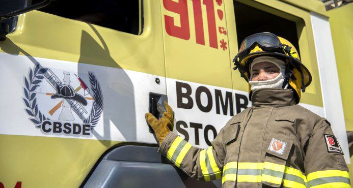 Gobierno otorga a los bomberos un seguro de vida de hasta 1 millón de pesos